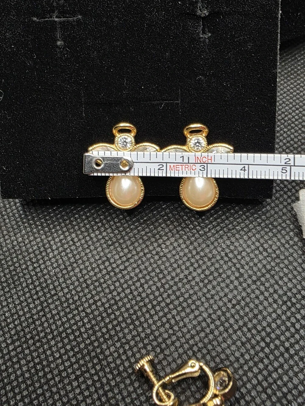 Vintage 90s Avon Guardian Angel Rhinestone Pearl Gold Tone Clip On Earrings